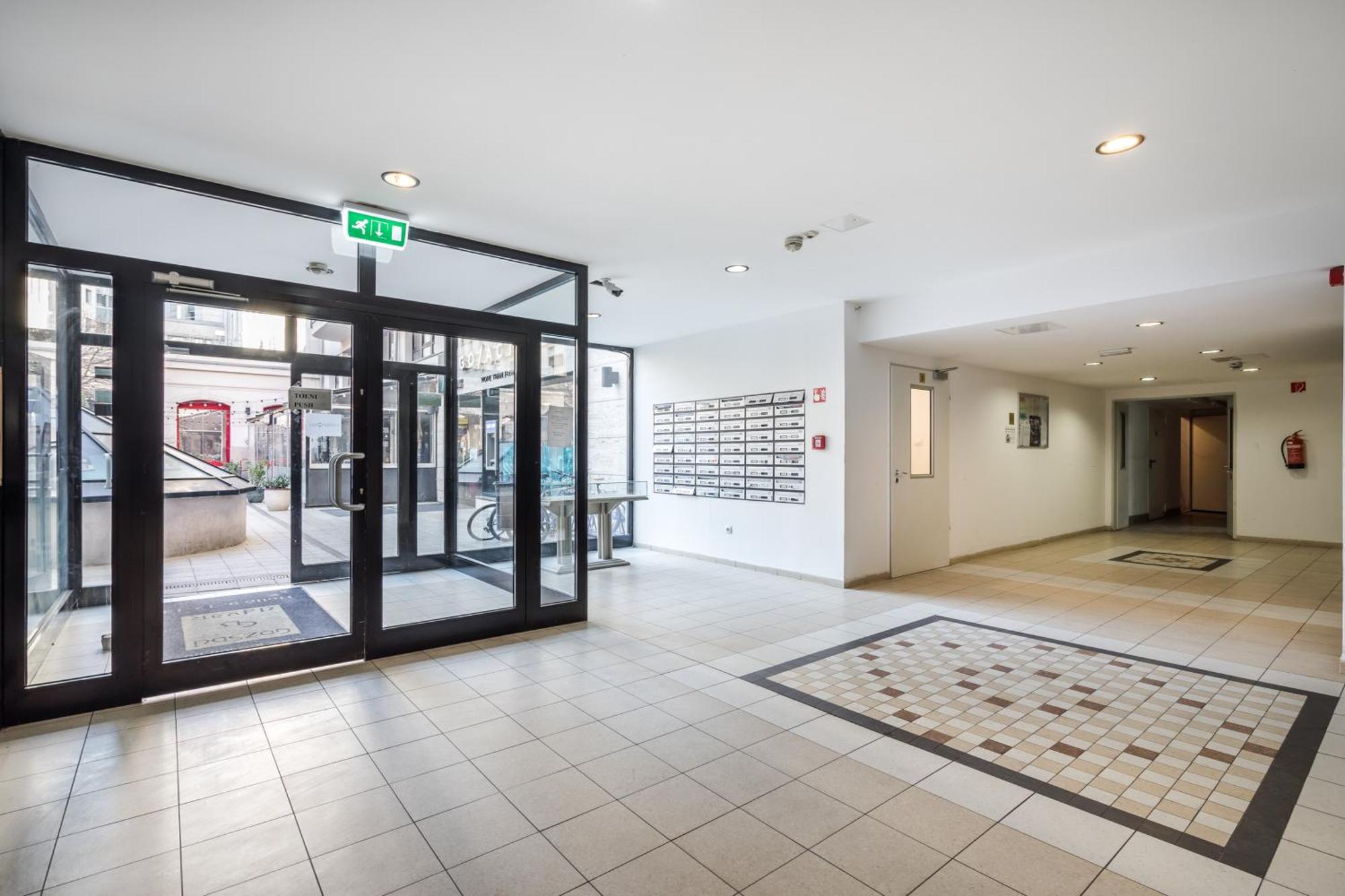 Bpr City Lodge Apartments Budapest Luaran gambar